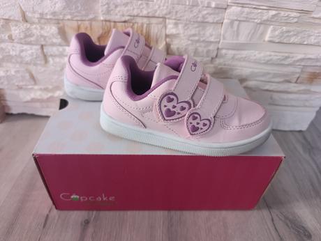 Krásne tenisky, cupcake,25