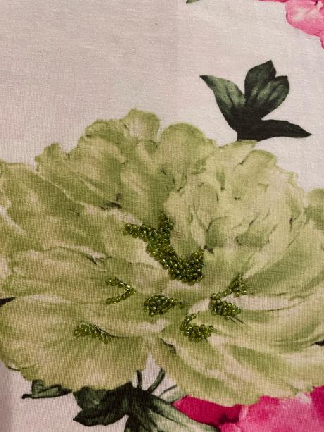 Nádherne kvetinové tricko, s