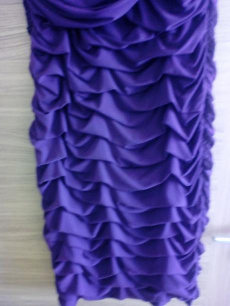 Elegantné šaty, 44