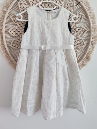 Príležitostné šatky, 104