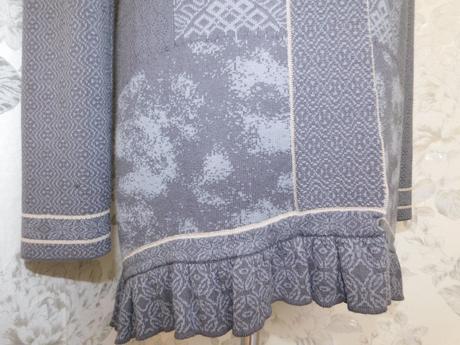 Luxusny damsky kardigan, 38