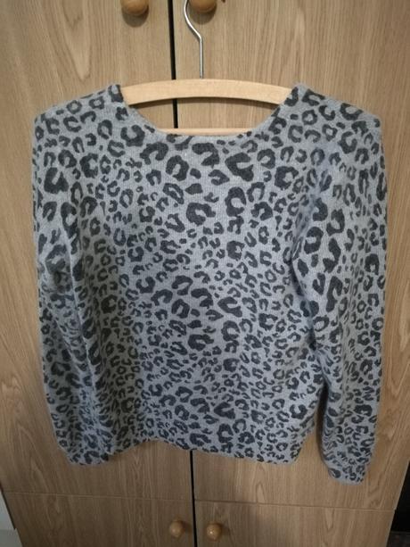 Damsky leopardi svetrik extrajemny, m
