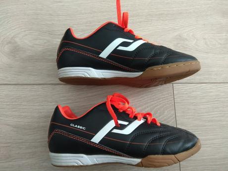 Chlapcenske tenisky pro touch, 31