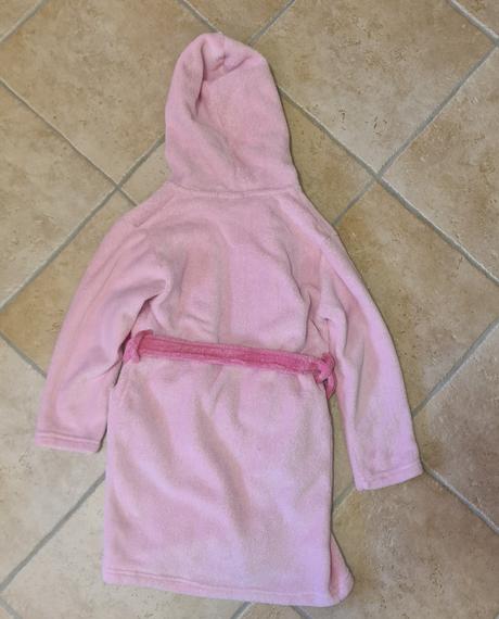 Veľmi pekný stav, 128