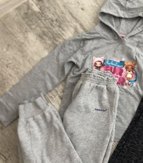 Mikina + teplaky, 140