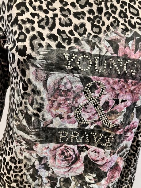 Dámska blúzka s leopardím vzorom, s