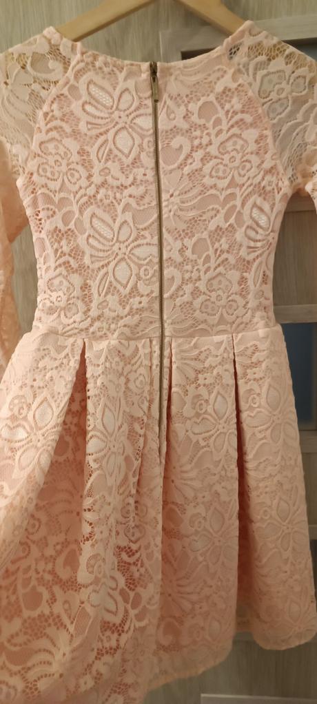 Čipkované elegantné šaty, 152