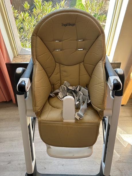 Stolicka na krmenie peg perego, peg-pérego