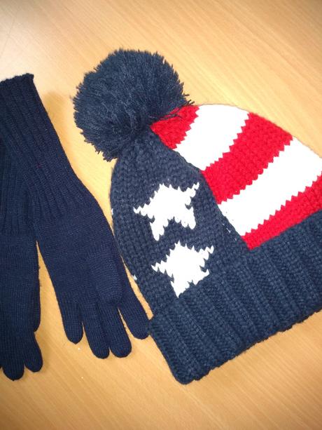 Čiapka a rukavice, blue base