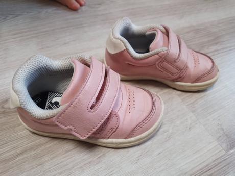 Prechodné topánky, 19