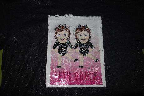 Tenka mikinka emoji, 152