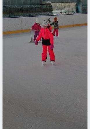 4f lyžiarska súprava neon, 146