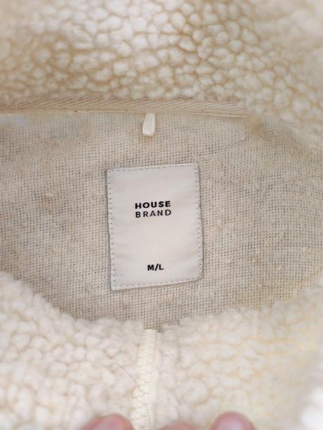 Bunda house, house,m