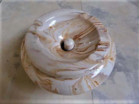 Keramický popolník,