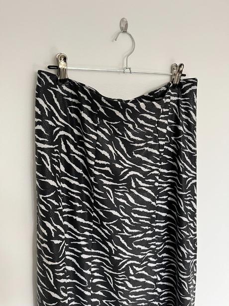 Dlhá maxi pruhovaná zebrovaná sukňa s hadím vzorom, zara,l