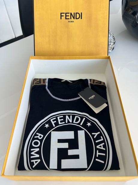 Fendi tricko, s