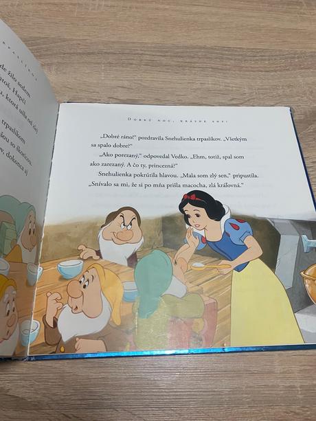 Walt disney nádherné rozprávky do postieľky, 