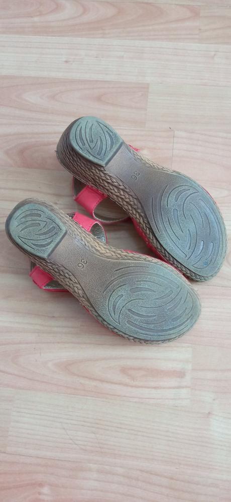 Sandále veľ.36, 36