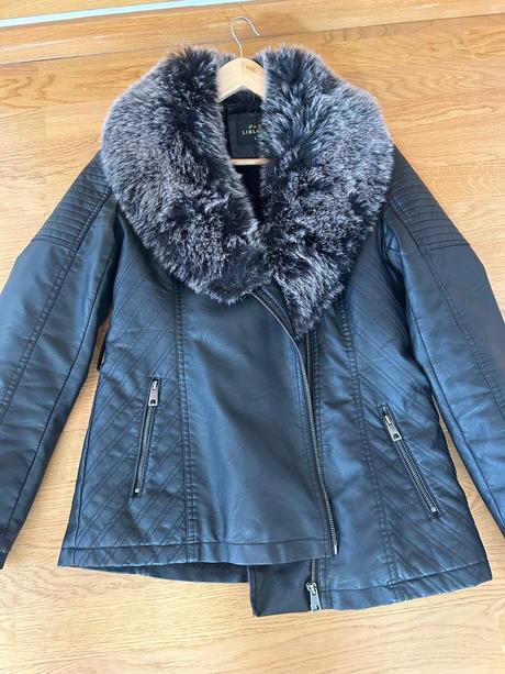 Kožená bundička s kožušinou, l