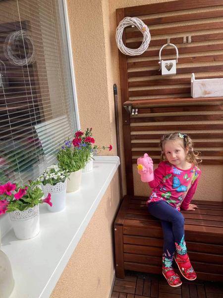 Čo dať deťom na balkón na hranie?