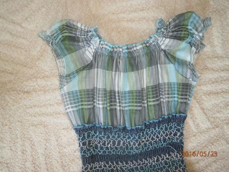 Dievčenské šatičky, 128