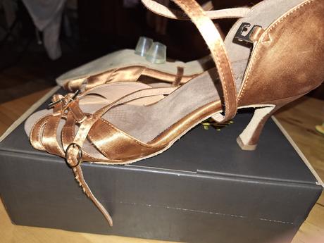 Heller tanecna obuv topanky sandale, 41