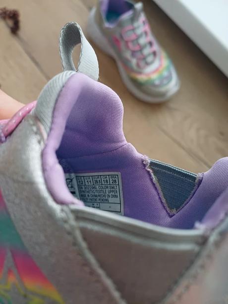 Skechers slip- on unicorn dreams č.28,5, skechers,28
