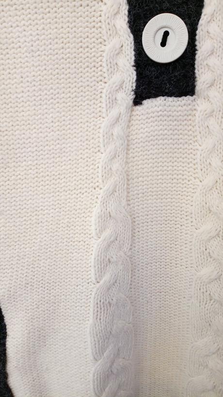 Béžová dlhšia pletená vesta top stav, s