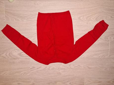 Predam cerveny svetrik, 128