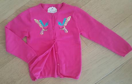 Dievcensky svetrik, ruzovy s kolibrik., v. 4-5 r., sergent major,110