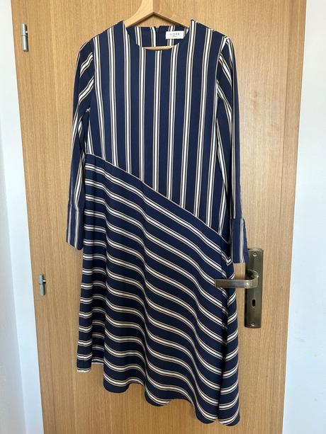 Norr šaty veľkosť s asymmetric, s