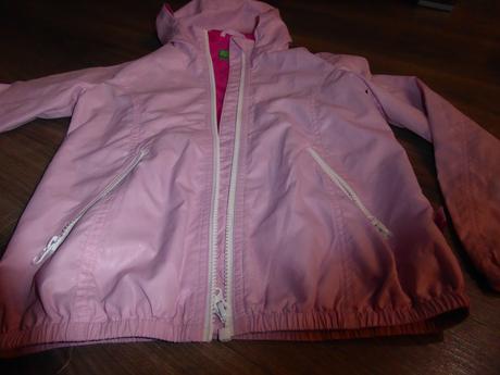 Štýlová benetton bunda, benetton,140