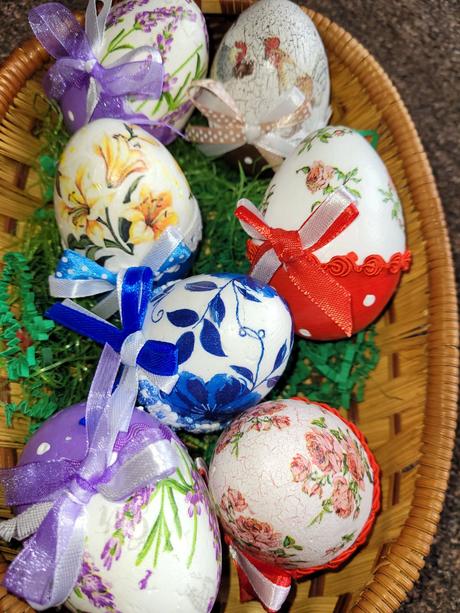 Veľkonočné vajíčka,