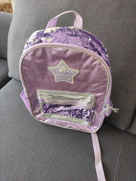 Trblietavy ruksak ci skolska taska,