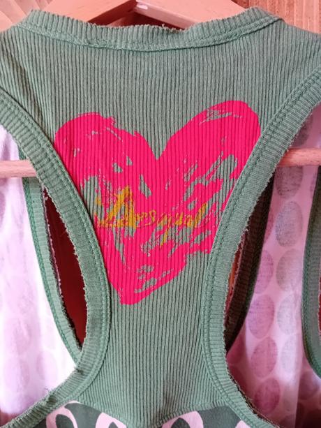 Krásne tielko s vážkami, desigual,m