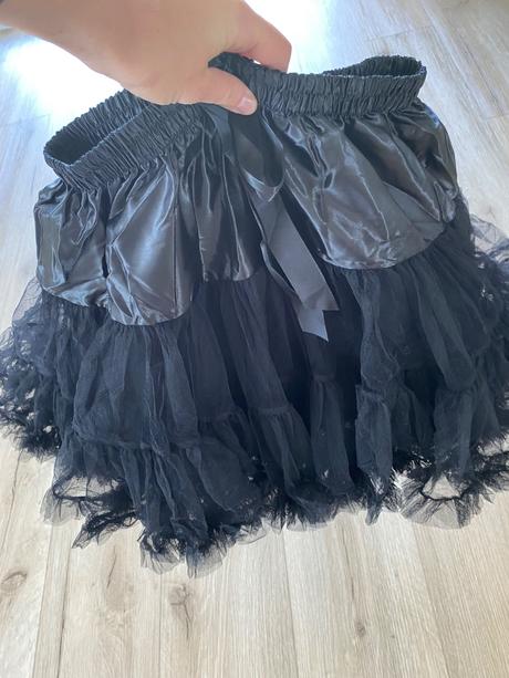 Tutu sukna nadherna, s