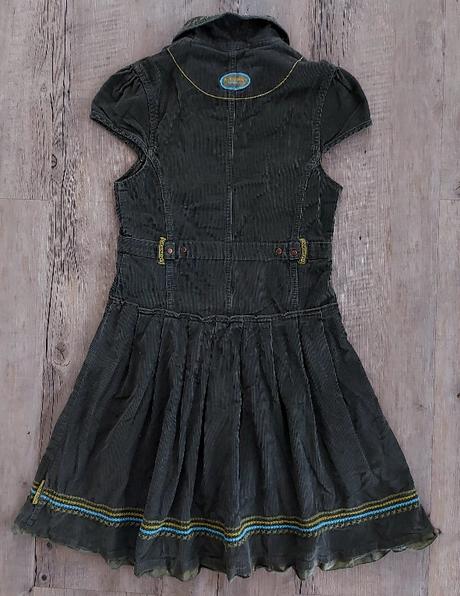 Tmavozelené kordové šaty, c&a,146