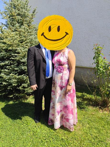 Krásne šaty, 44