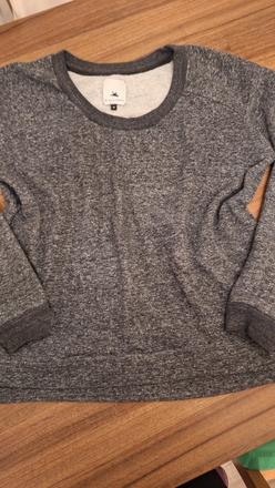 Mikina s 13tkou na chrbte, m