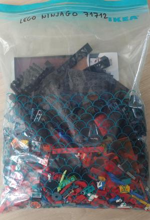 Lego ninjago chrám cisára bláznovstva 71712,