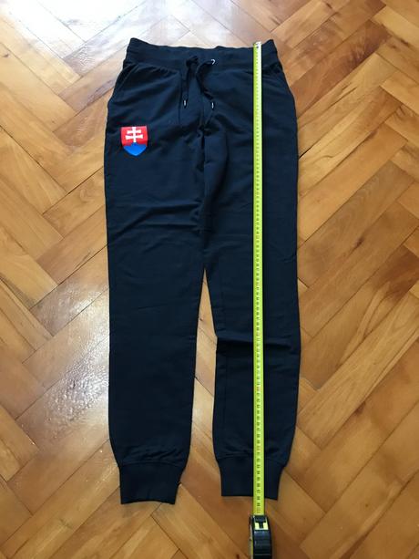 Dámska tepláková súprava slovakia, s