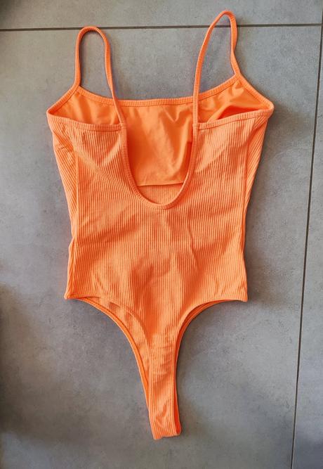 Žiarivé plavky bershka, bershka,s