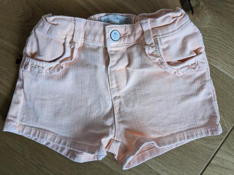 Riflové kraťasy s volánikmi, zara,104