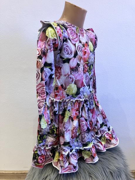 Dievčenské kvetované šaty, 116