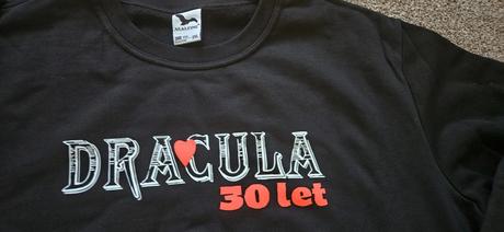 Mikina dracula 30 let - v. 2xl, xxl