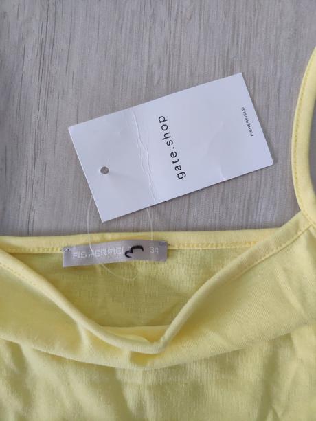 Nové žlté šaty, gate,s