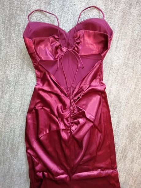 Šaty spoločenské, s