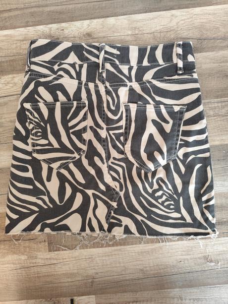 Krásna minisukňa, zara,xs