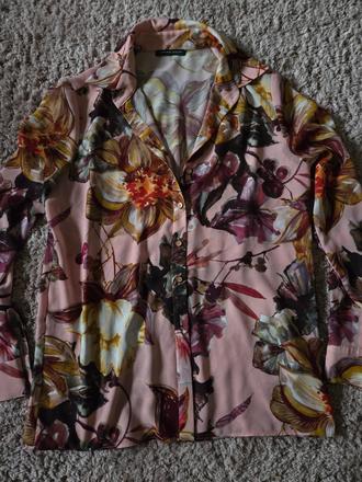 Krásna blúzka, pietro filipi,s