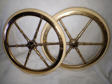 Staré okrasné kolesá, 